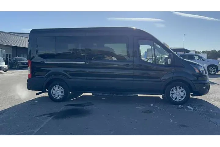 $39950 : Ford Transit 2023 350 XL 3dr image 4