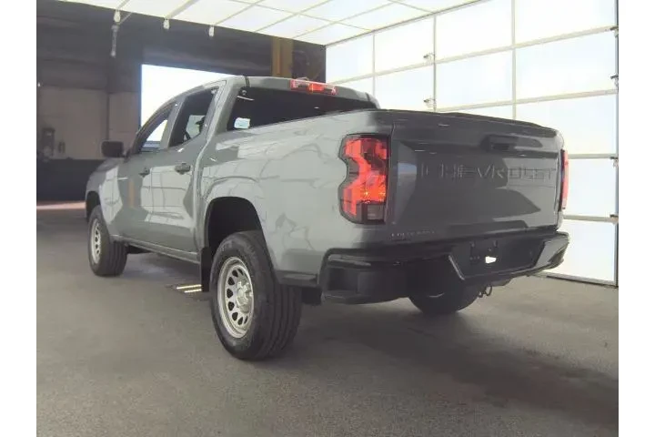 $26885 : Chevrolet Colorado 2023 4x2 image 2