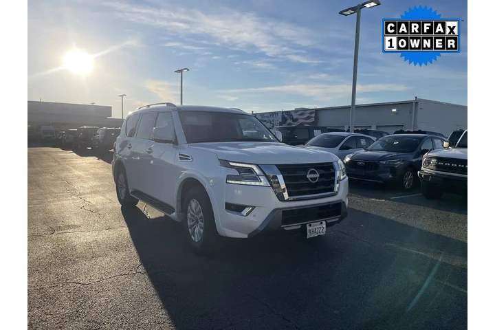 $34659 : Nissan Armada 2024 4x4 SV 4d image 2