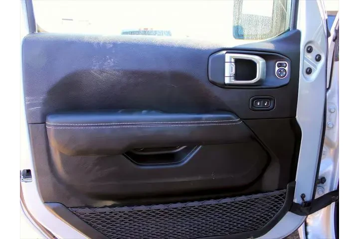 $31999 : Jeep Wrangler 2023 4x4 Sahar image 5