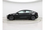$30998 : Tesla Model 3 2023 4dr Sedan thumbnail