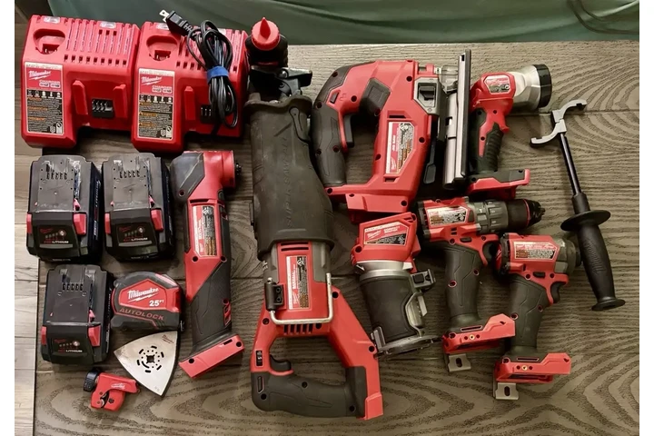 $900 : Milwaukee M18 cordless Li-ion- image 6