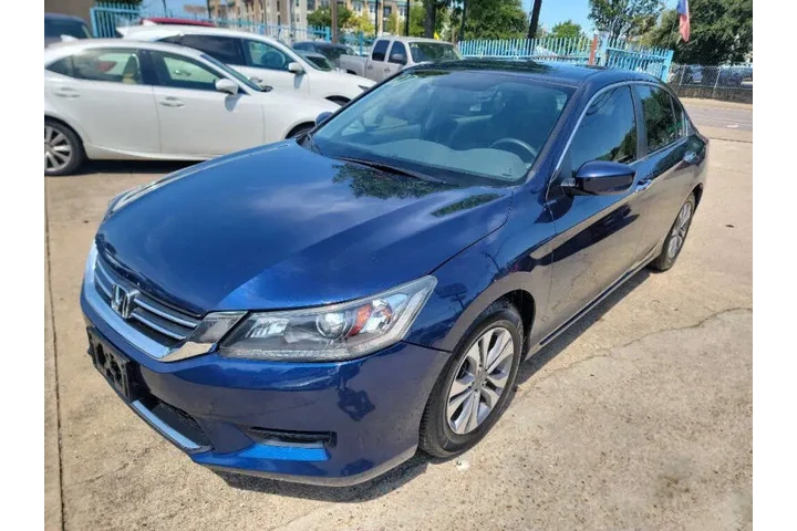 $12500 : 2015 Accord LX image 1