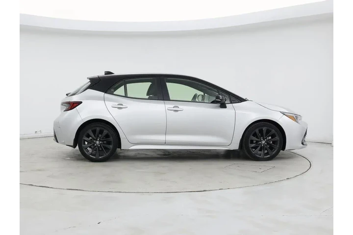 $24998 : Toyota Corolla Hatchback 202 image 7