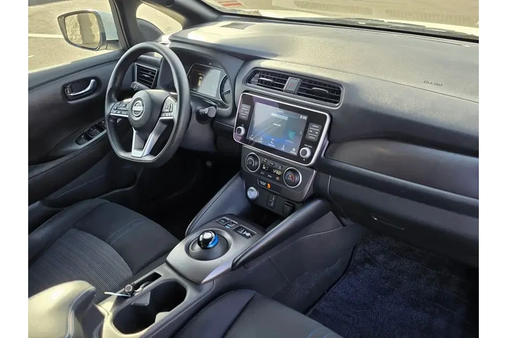 $13532 : Nissan LEAF 2023 S 4dr Hatch image 9