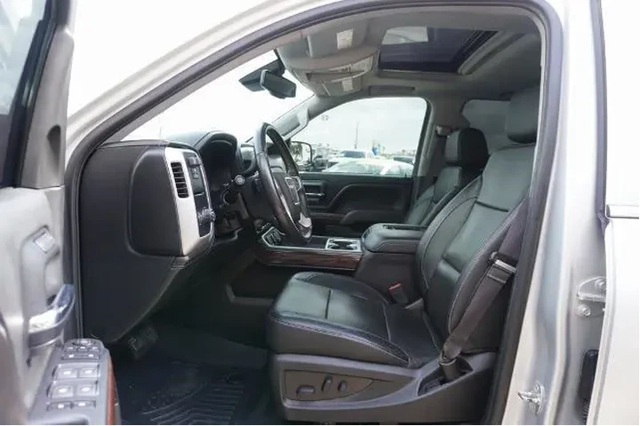 $28988 : GMC Sierra 1500 2017 4x2 SLT image 7