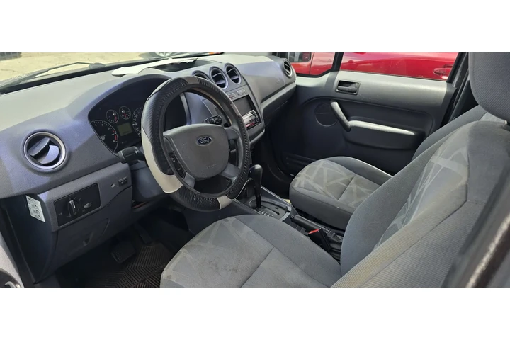$3200 : Transit Conet Xlt image 2