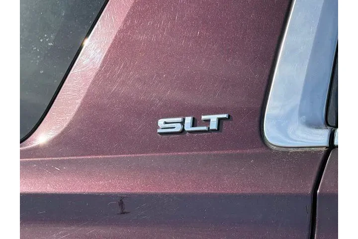 $16900 : GMC Yukon XL 2017 4x2 SLT 4d image 8