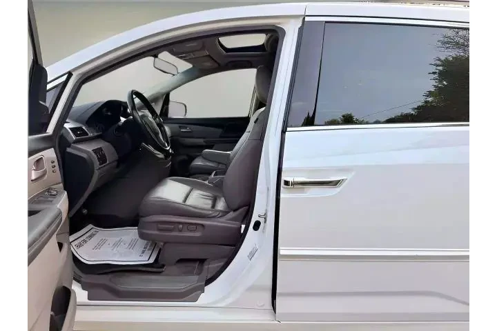 $11480 : 2013 HONDA ODYSSEY TOURING EL image 10