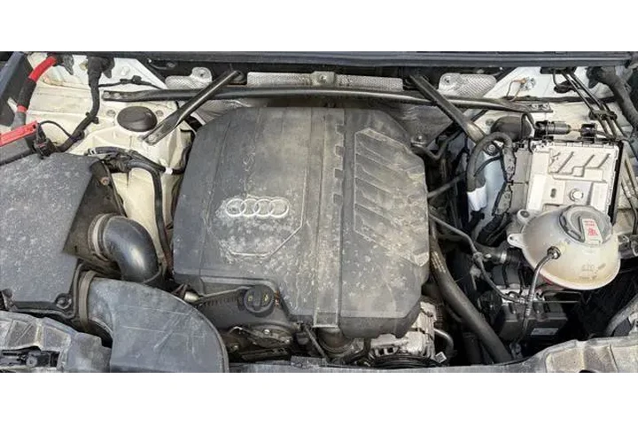 $33263 : Audi Q5 2022 AWD quattro S l image 8