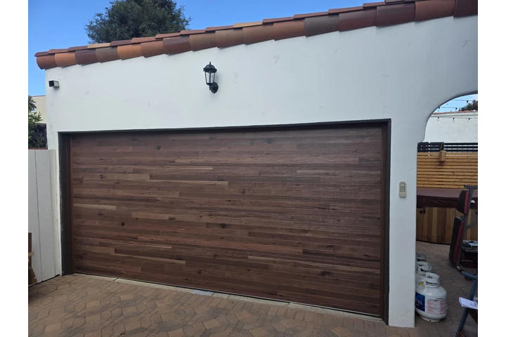 Plank wood grain garage door image 2