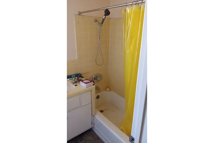 $2100 : Apartamento en Inglewood image 3