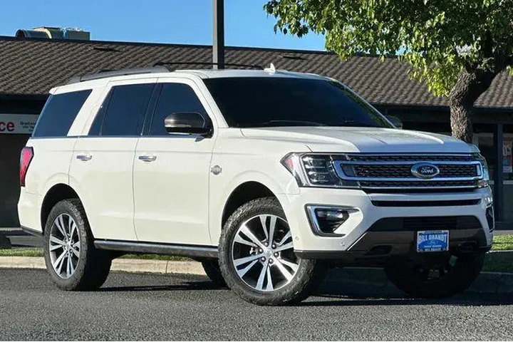 $38000 : Ford Expedition 2020 4x4 Kin image 2
