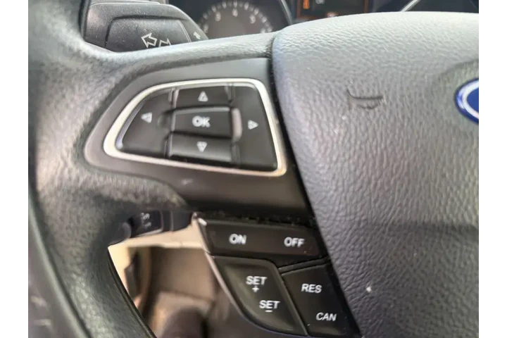 $9500 : Ford Focus 2018 SE 4dr Hatch image 6