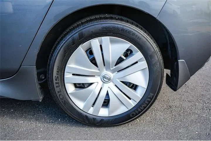 $13294 : Nissan LEAF 2023 S 4dr Hatch image 10