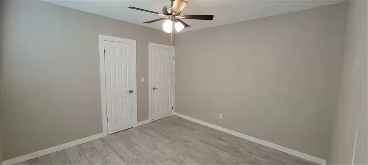 $2750 : Duplex 2 recámara 1 bano image 3