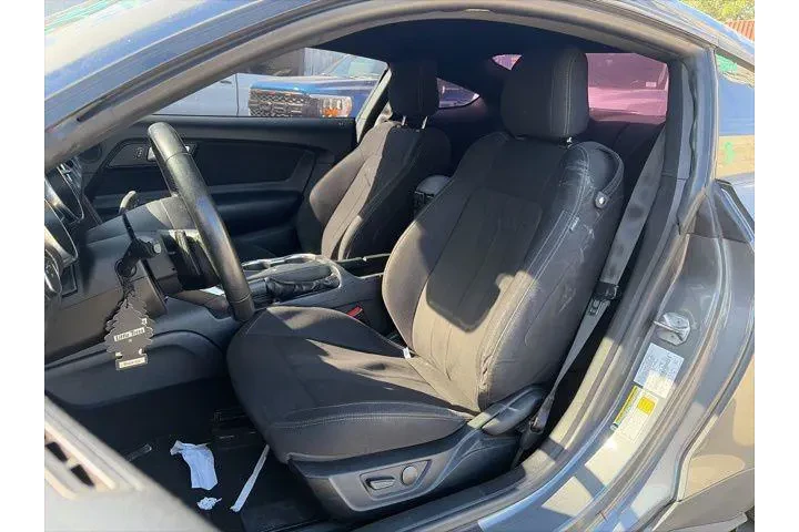 $23400 : Ford Mustang 2021 EcoBoost 2 image 8