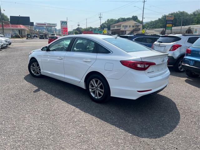 $7990 : 2015 SONATA image 5