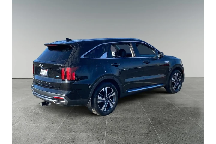 $29360 : Kia Sorento Plug-In Hybrid 2 image 5