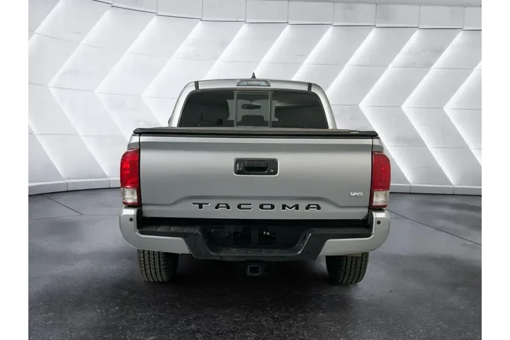 $29551 : Toyota Tacoma 2016 4x4 SR V6 image 5