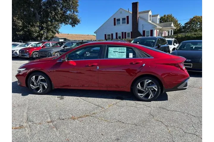 $27095 : Hyundai ELANTRA 2025 Limited image 2