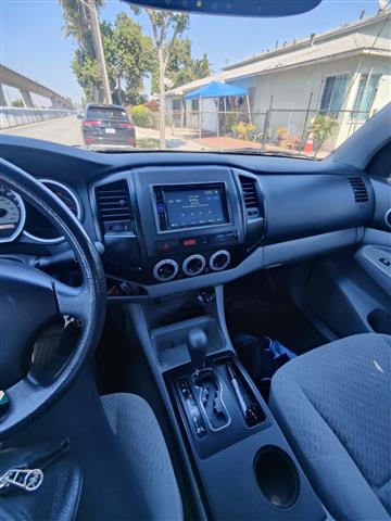 $12000 : TOYOTA TACOMA 2009 image 7