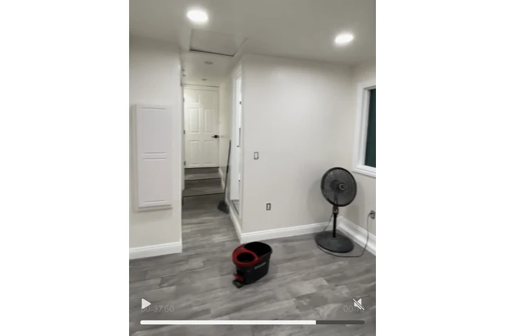 $1500 : Estudio con su baño image 3