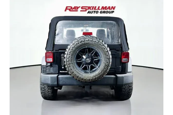 $17975 : Jeep Wrangler 2013 4x4 Sport image 6