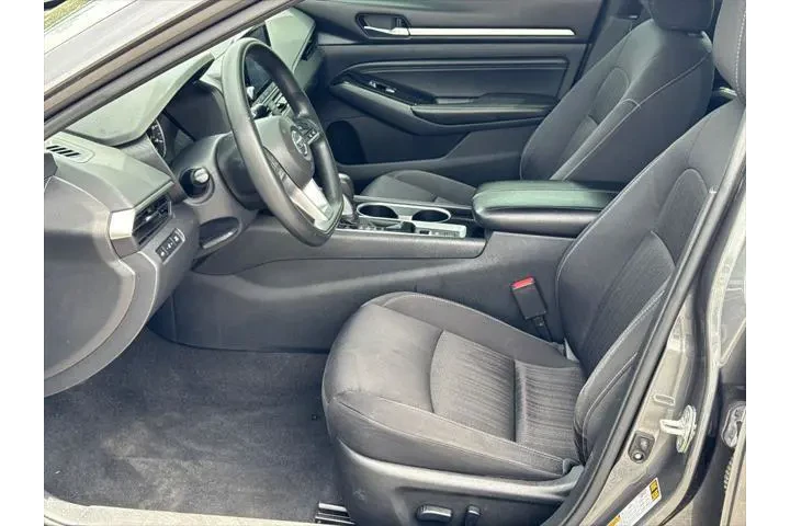 $17901 : Nissan Altima 2021 AWD 2.5 S image 9
