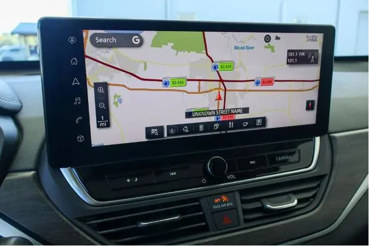 $18931 : Nissan Altima 2023 2.5 SV 4d image 3