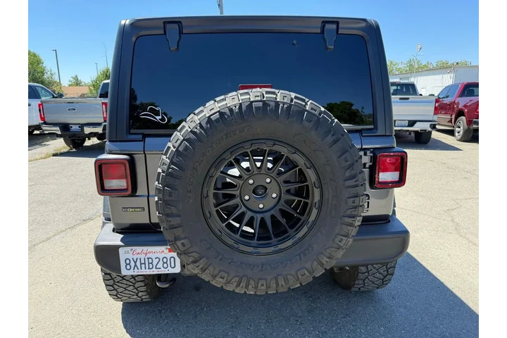 $32500 : Jeep Wrangler Unlimited 2021 image 2