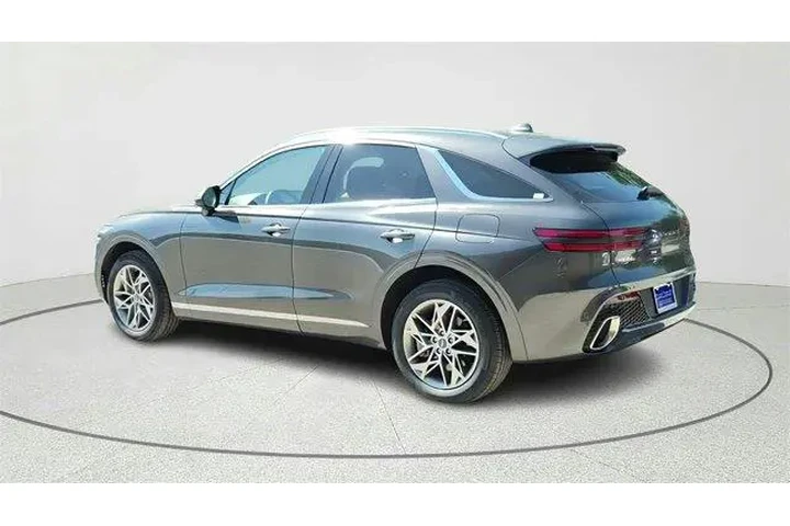 $38498 : Genesis GV70 2025 AWD 2.5T S image 6