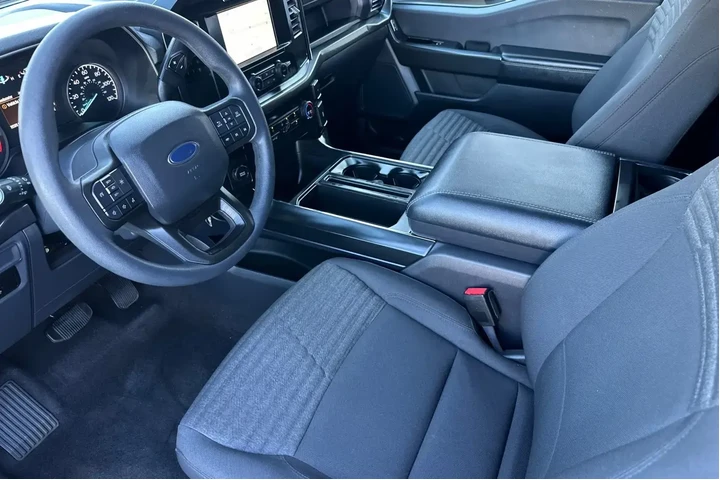 $35995 : Ford F-150 2023 4x2 XL 4dr S image 10