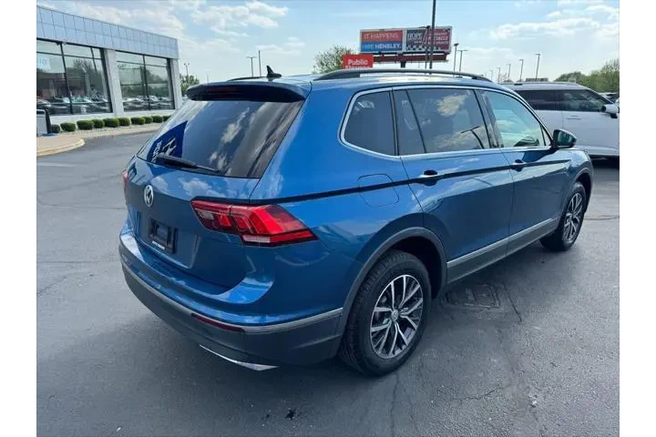 $12990 : Volkswagen Tiguan 2020 SE 4d image 7