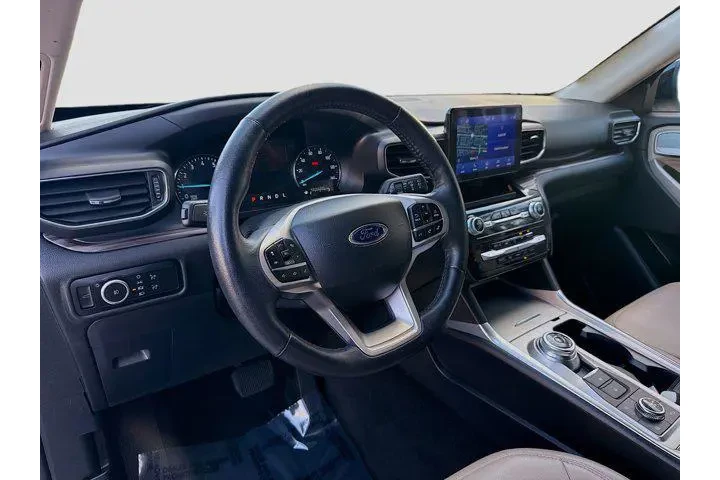 $29798 : Ford Explorer 2024 AWD Limit image 7