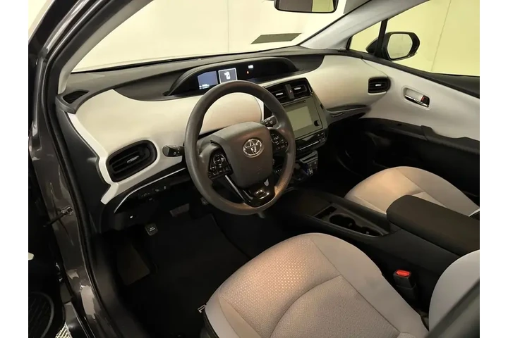 $19900 : Toyota Prius 2019 L Eco 4dr image 4