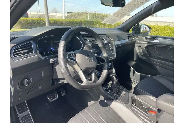 $24888 : Volkswagen Tiguan 2024 SE R- image 10