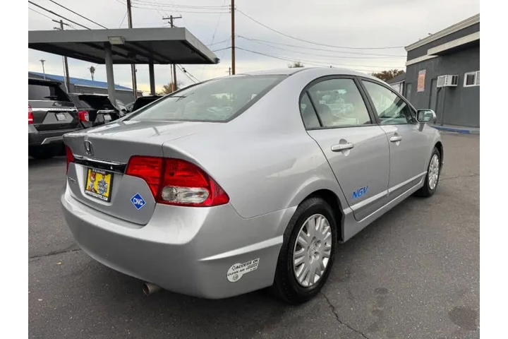 $3998 : 2011 Civic GX image 8