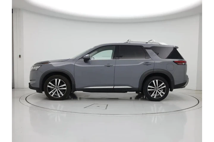 $31998 : Nissan Pathfinder 2023 Plati image 3