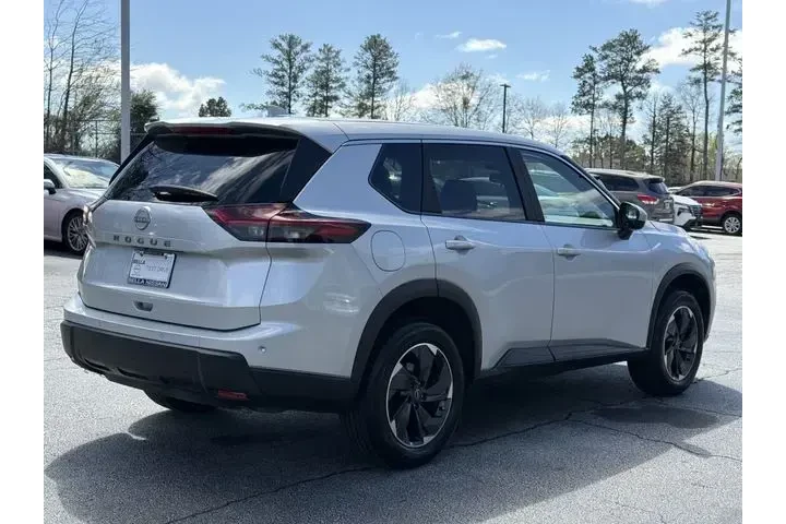 $21161 : Nissan Rogue 2025 SV 4dr Cro image 7