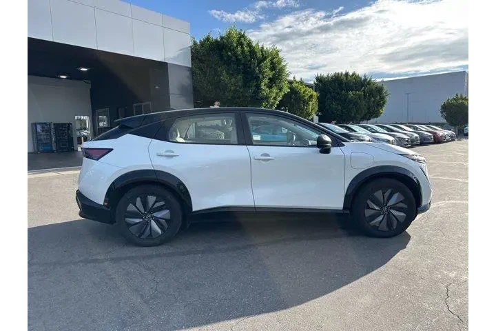 $23995 : Nissan Ariya 2024 AWD Engage image 6