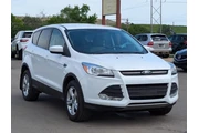 $8752 : 2015 Escape SE thumbnail