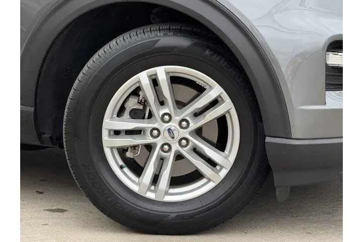 $28791 : Ford Explorer 2023 XLT 4dr S image 3