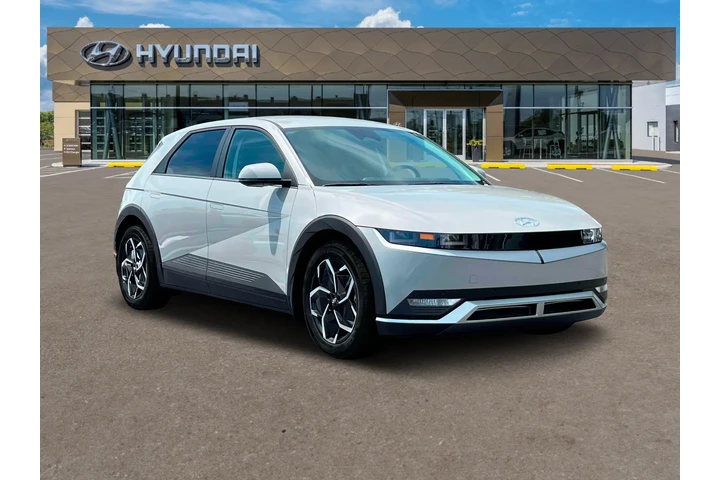 $27570 : Hyundai IONIQ 5 2024 SEL 4dr image 10