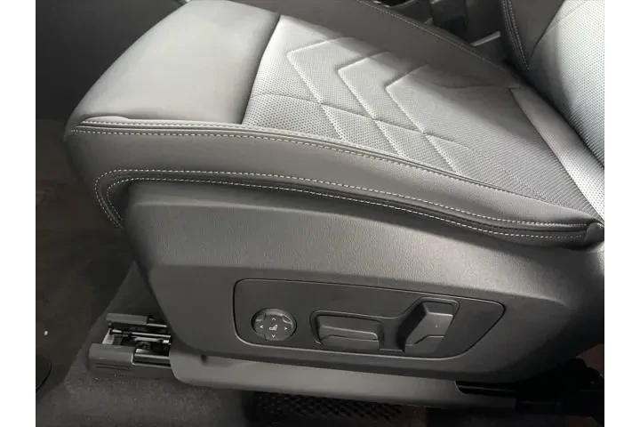 $32943 : BMW X1 2023 AWD xDrive28i 4d image 10