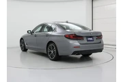 $33998 : BMW 5 Series 2023 530e 4dr S thumbnail