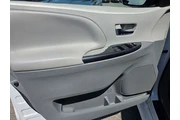 $15791 : Toyota Sienna 2014 SE 8-Pass thumbnail