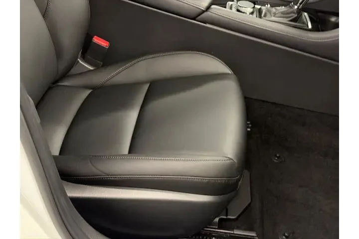 $24000 : Mazda Mazda3 Sedan 2025 2.5 image 10