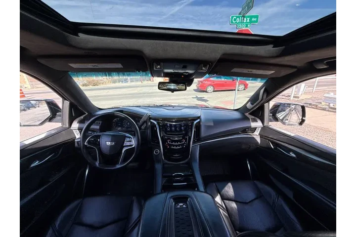 $11495 : 2017 Escalade Platinum image 10