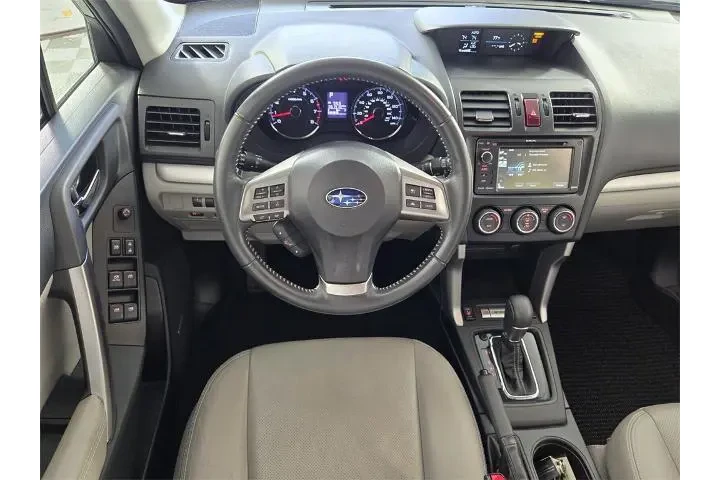 $12900 : Subaru Forester 2015 AWD 2.5 image 9